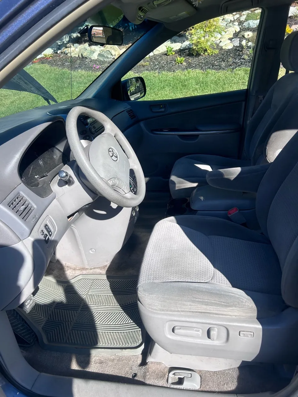 Toyota Sienna 2006 photo 4