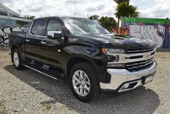 Chevrolet Silverado 2022 photo 3
