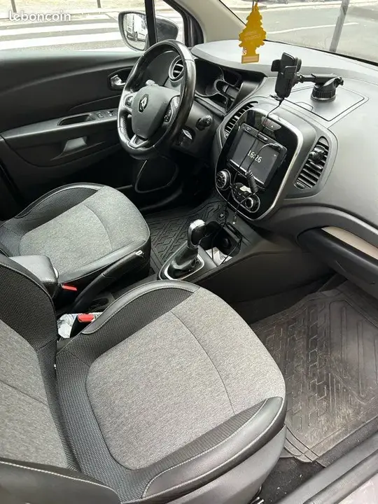 Renault Captur 2018 photo 5