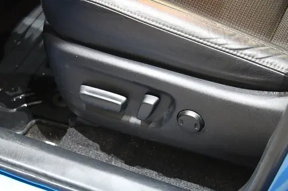Toyota Rav4 2016 photo 5
