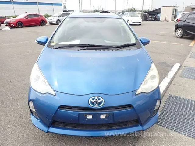 Toyota Aqua S 2013 photo 5