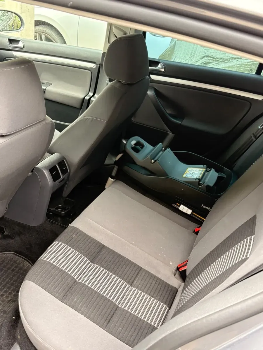 Volkswagen Golf 2008 photo 3