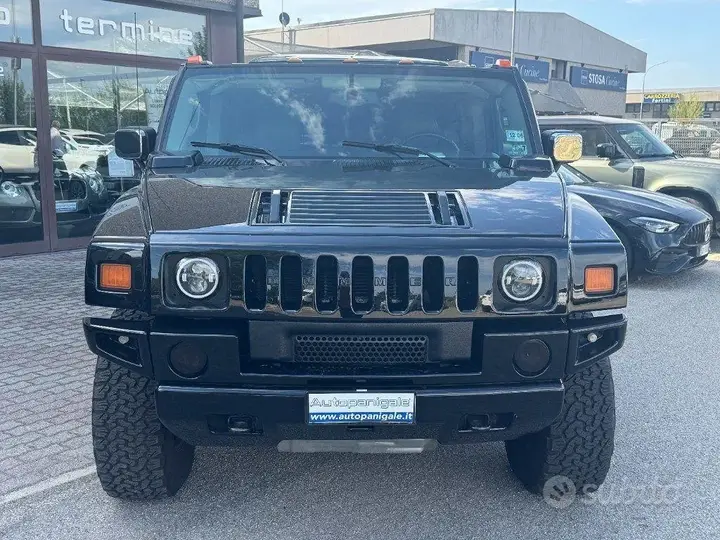 Hummer H2 2004 photo 2