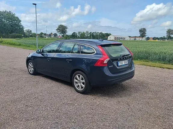 Volvo V60 2013 photo 3