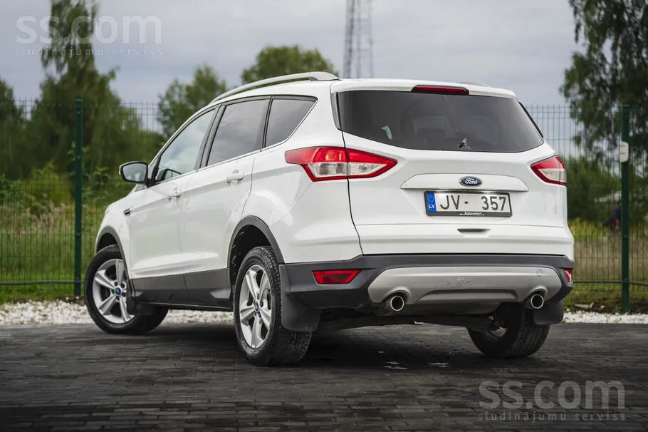 Ford Kuga 2015 photo 4