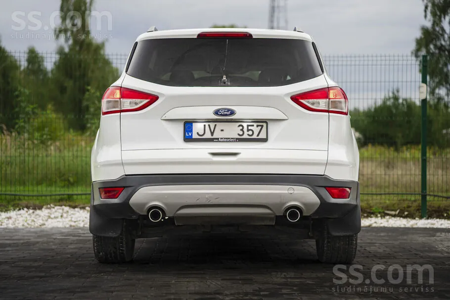 Ford Kuga 2015 photo 5