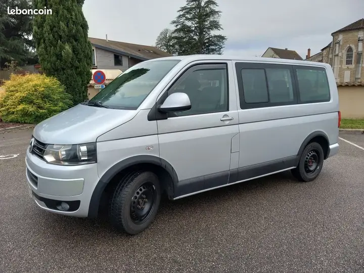 Volkswagen Caravelle