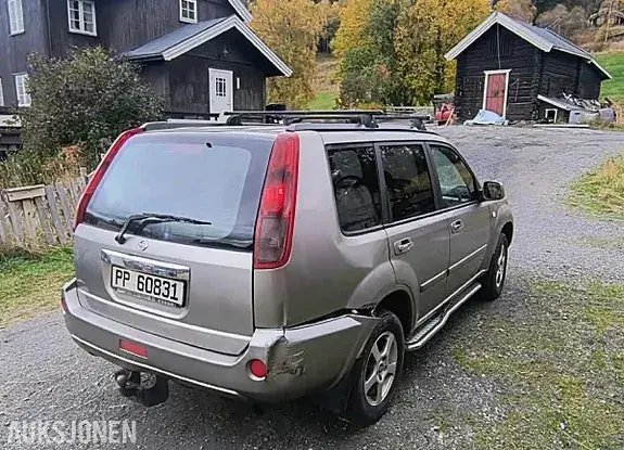 Nissan X-Trail 2005 photo 2