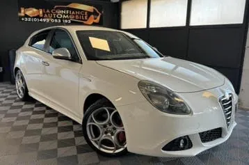 Alfa Romeo Giulietta 2010 photo 3