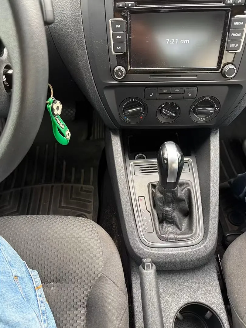 Volkswagen Jetta 2015 photo 5