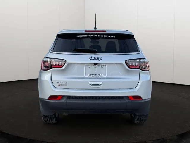 Jeep Compass 2025 photo 5