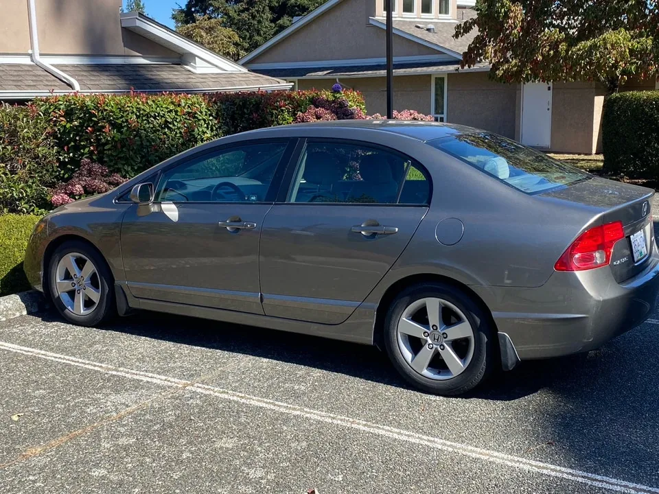 Honda Civic 2007 photo 2