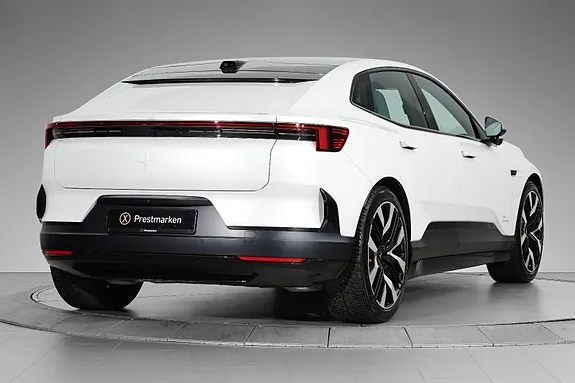 Polestar 4 2025 photo 4