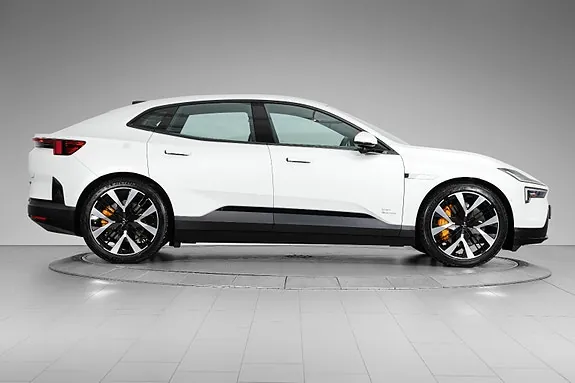 Polestar 4 2025 photo 5