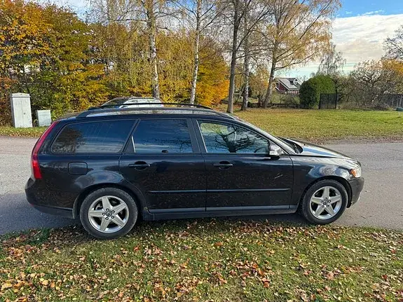 Volvo V50 2008 photo 2