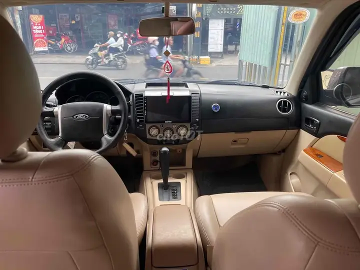 Ford Everest 2009 photo 4
