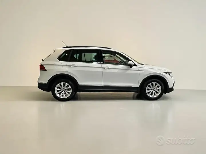 Volkswagen Tiguan 2023 photo 5