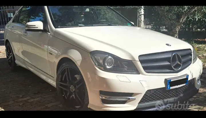Mercedes-Benz C 2011 photo 4
