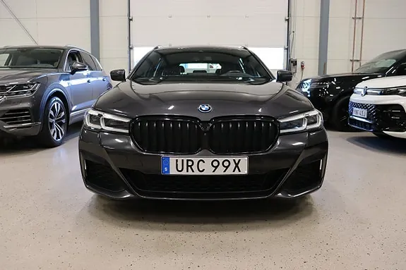 BMW 530E 2023 photo 4