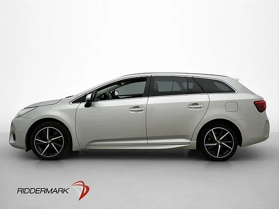 Toyota Avensis 2016 photo 4