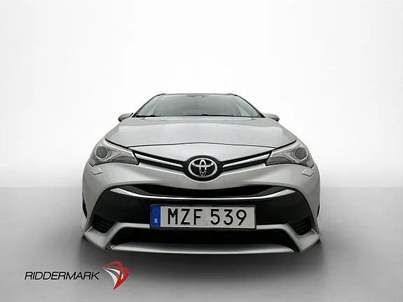 Toyota Avensis 2016 photo 2