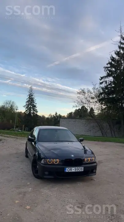 BMW E39 2003 photo 3