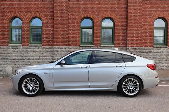 BMW 530Xd 2015 photo 4