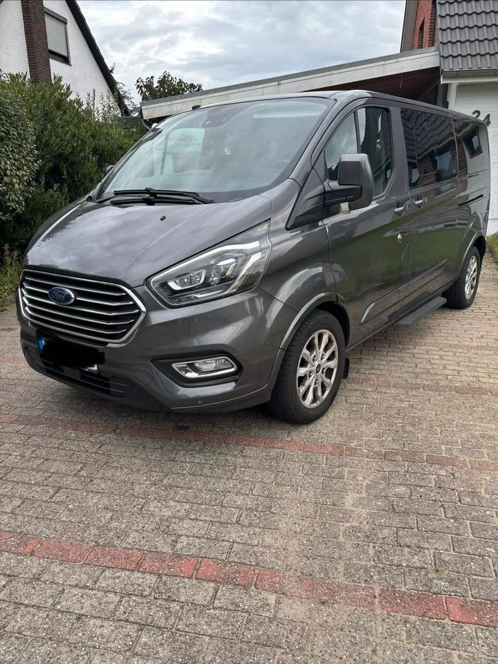 Ford Tourneo Custom