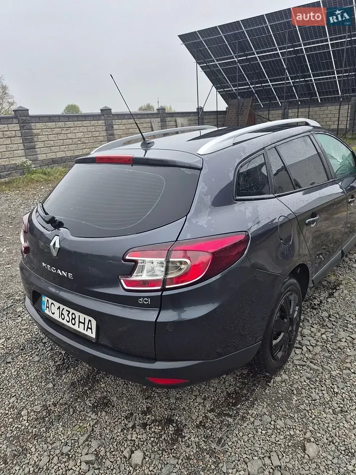 Renault Megane 2010 photo 4
