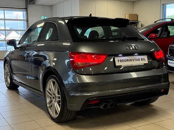 Audi A1 2012 photo 2