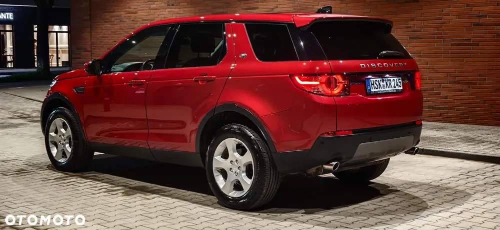 Land Rover Discovery Sport 2017 photo 5