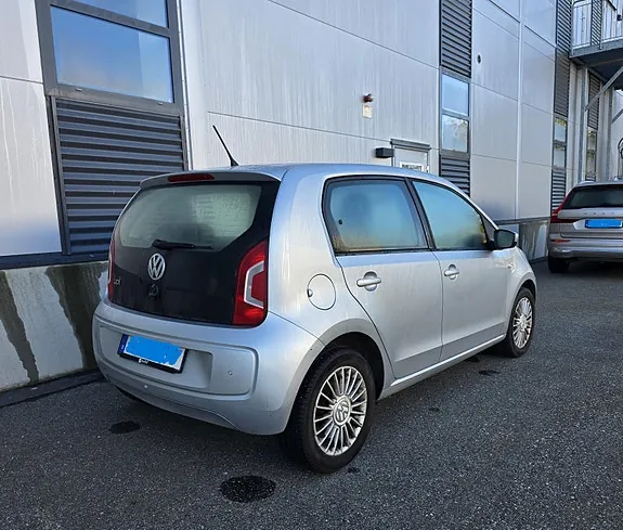 Volkswagen Up 2014 photo 3