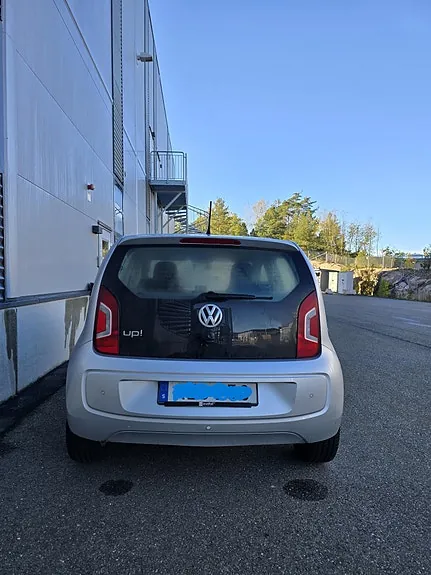 Volkswagen Up 2014 photo 4