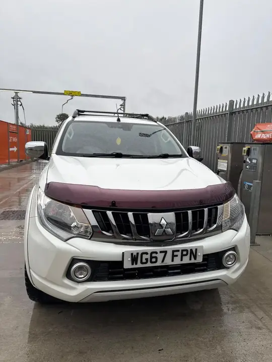 Mitsubishi L200