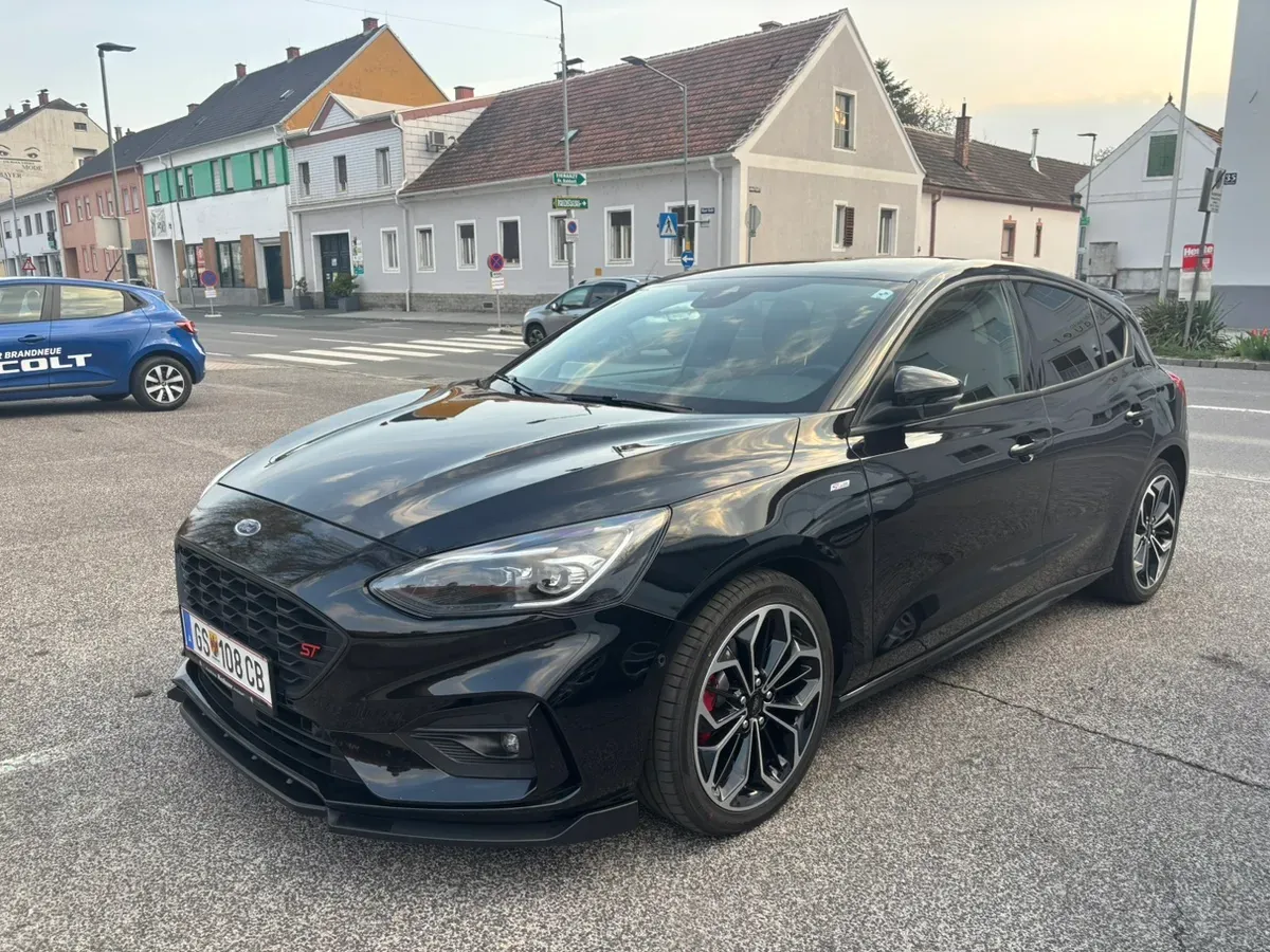 Ford Focus 2020 photo 3