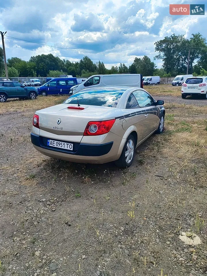 Renault Megane 2004 photo 2