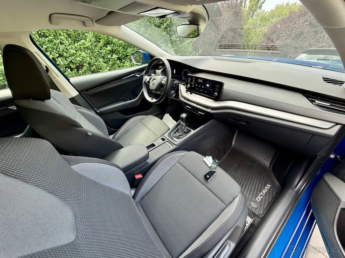 Skoda Octavia 2023 photo 4
