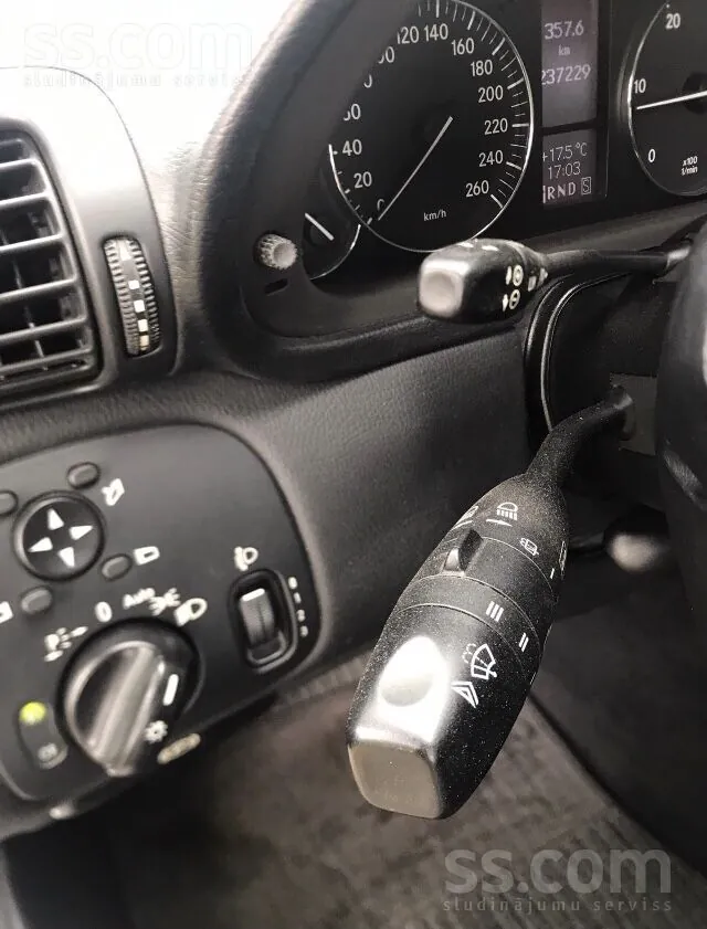 Mercedes-Benz C220 2006 photo 4