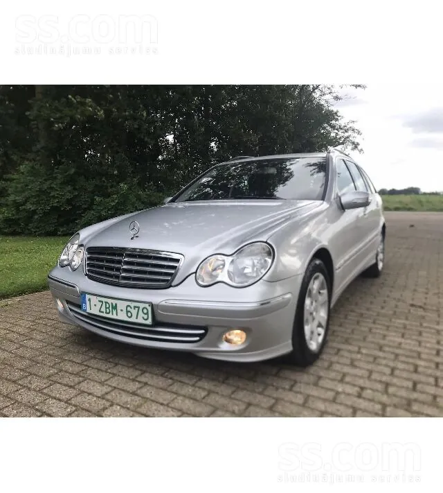 Mercedes-Benz C220 2006 photo 5