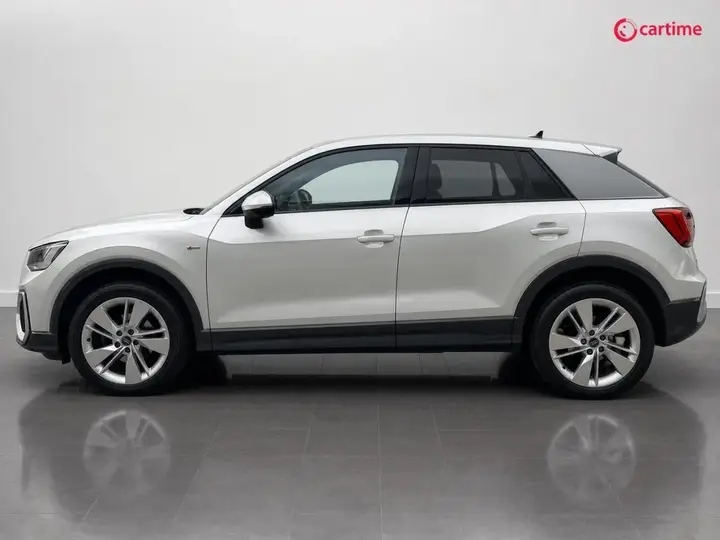 Audi Q2 2023 photo 4