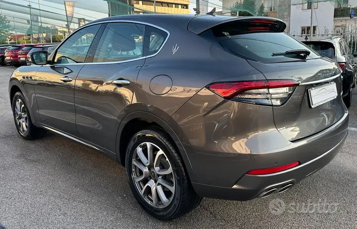 Maserati Levante 2022 photo 4