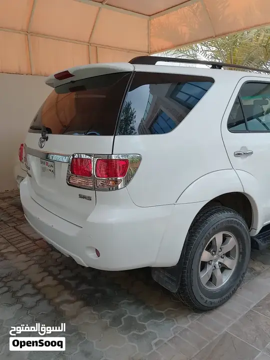 Toyota Fortuner 2006 photo 2