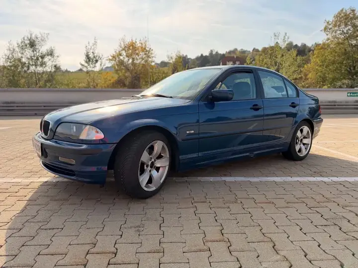 BMW 3 Series 2001 photo 2