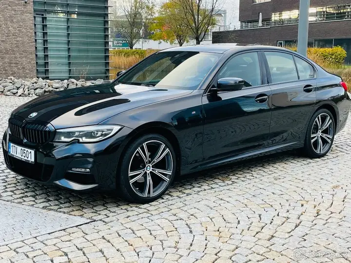 BMW 320D 2020 photo 2