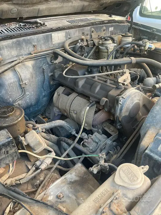Toyota Hilux 1988 photo 4