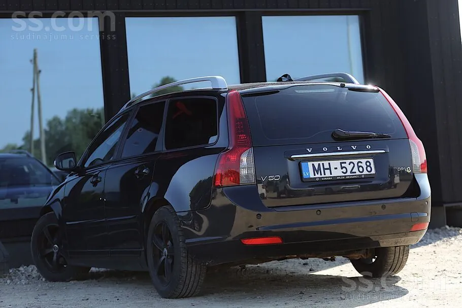 Volvo V50 2012 photo 5