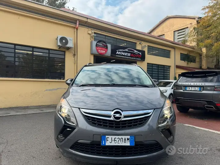 Opel Zafira 2017 photo 2