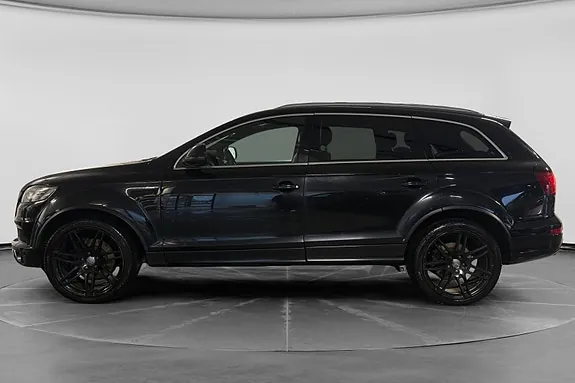 Audi Q7 2012 photo 2
