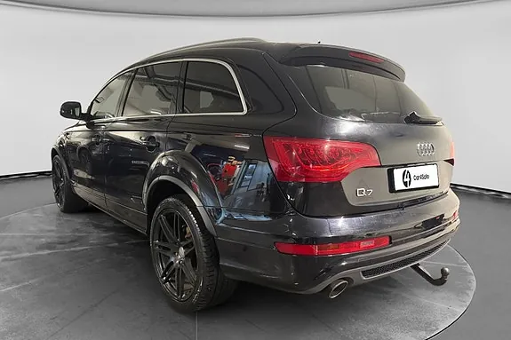 Audi Q7 2012 photo 3