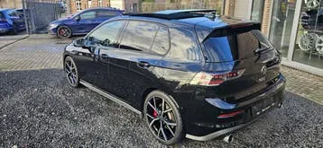 Volkswagen Golf 2025 photo 3